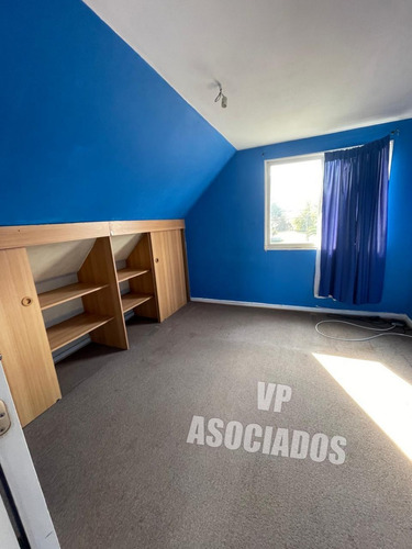 Prop Adjudica En Remate Casa De 3 Pisos Con 3 Dorm Y 3 Baños