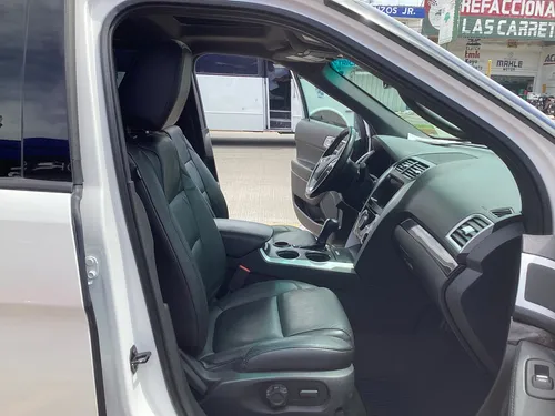 Ford Explorer 4.0 Limited V6 Sync 4x2 Mt