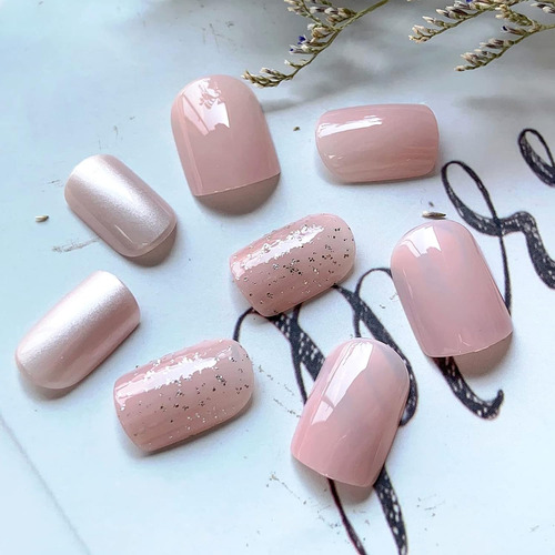 24 Piezas De Prensa Corta En Las Uñas Cuadradas Lindas Uñas