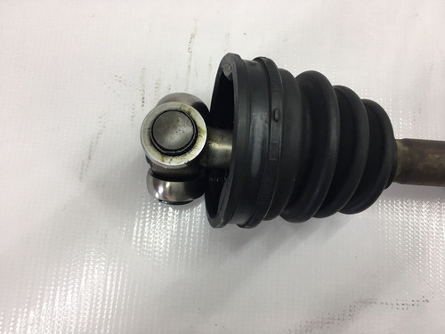 Flecha Homocinética Copiloto Sentra 1.8 Automático 02-06 (Usado)