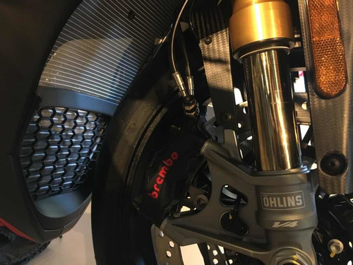 Aprilia Rsv4