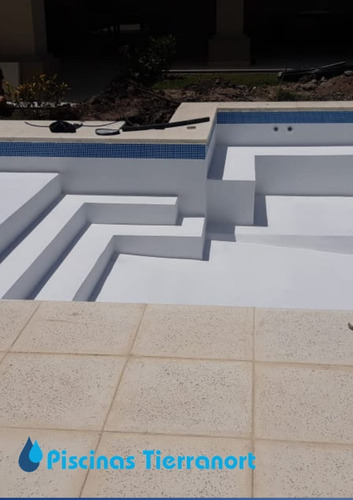 Imagen 11 de 12 de Construccion Piscinas Hormigon Elaborado