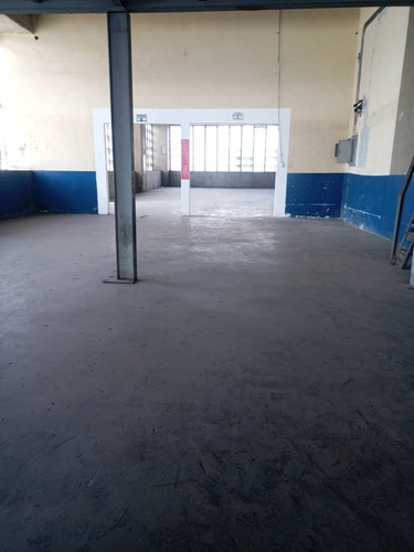 Imagen 2 de 30 de Alquiler De Planta Comercial En Edificio Boleita Sur