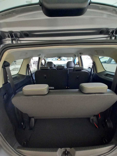 Imagem 8 de 11 de Chevrolet Spin Activ 5 1.8 (flex) (aut)