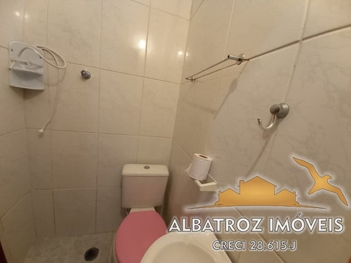 Imagem 5 de 18 de Imóvel Excelente Para Investimento - 01 Edícula + Kitnet + 03 Suítes Á 250mts Da Praia. - Ca423
