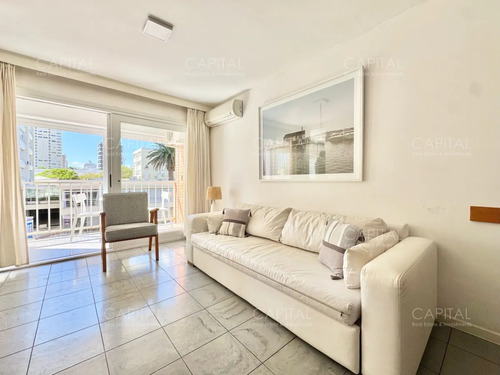 Apartamento De 1 Dormitorio En Venta Edificio Kennedy