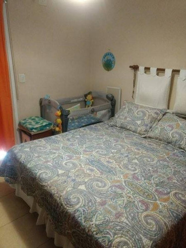 Dueña Vende Dos Ambientes Amplio En Morón Parana 585, Segundo Piso X Escalera, Lindo Edificio. Solo Whatts