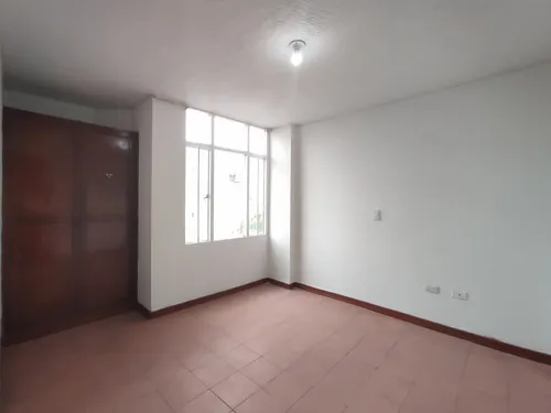Apartamento En Arriendo En Puente Barco. Cod A30699