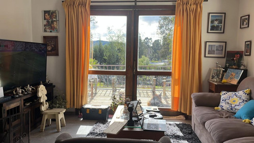 Excelente Casa Sector El Estero Con Vista Y Acceso Al Lago