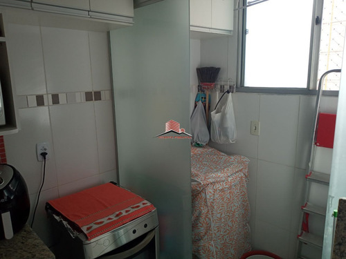 Imagem 7 de 8 de Apartamento No Camargos - 2681