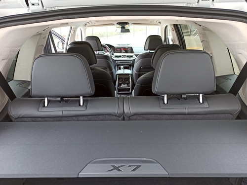 Imagen 11 de 15 de Bmw X7 M50i
