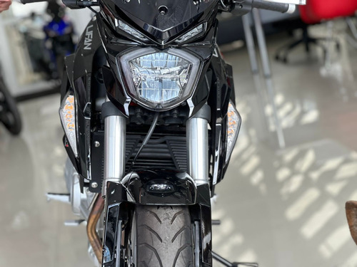Voge 300r