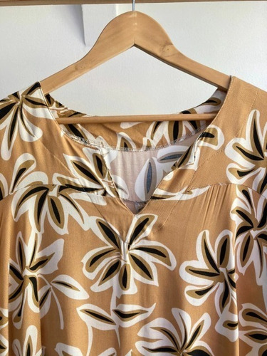 Imagen 4 de 4 de Blusa Estampada En Simil Lino - Talle Grande