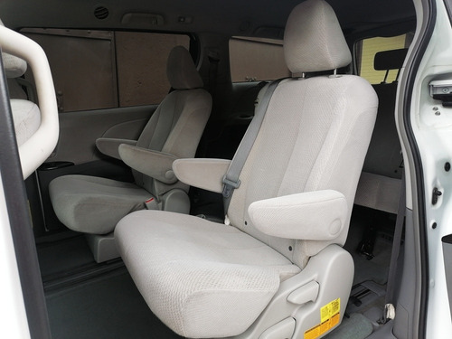 Imagen 12 de 14 de Toyota Sienna 2014 3.5 Le V6/ At