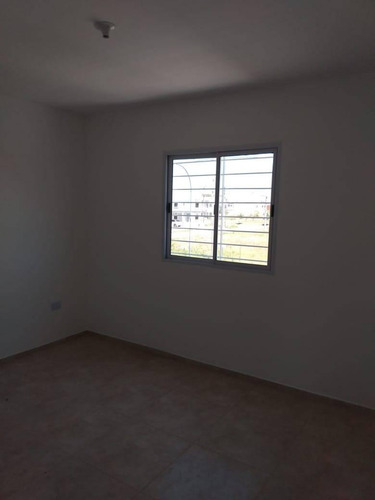 Imagen 16 de 19 de Vendo Duplex Valle Cercano 2 Dormitorios