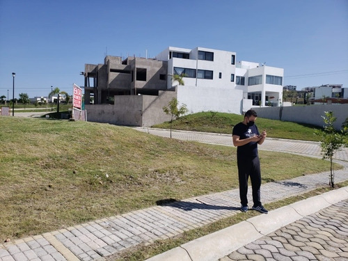 Imagen 3 de 14 de Terreno En Esquina, Parque Anahuac, Angelopolis Ill