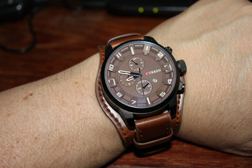 Relogio Curren 8225 Couro Bracelete E Fundo Marrom