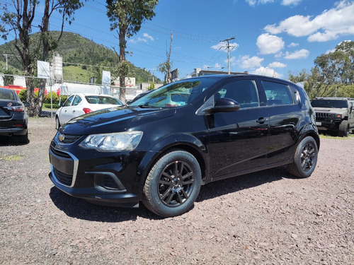 Chevrolet Sonic 1.6 Lt Hb Mt