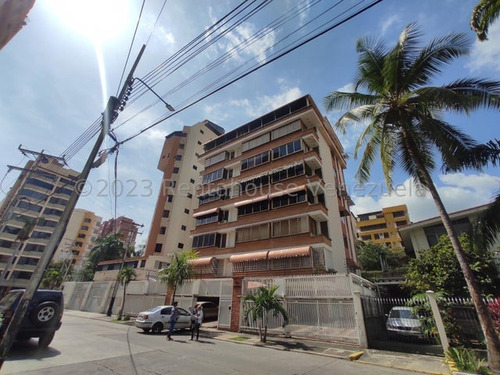 Apartamento En Venta Urb San Isidro Maracay 24-4123 Ap.