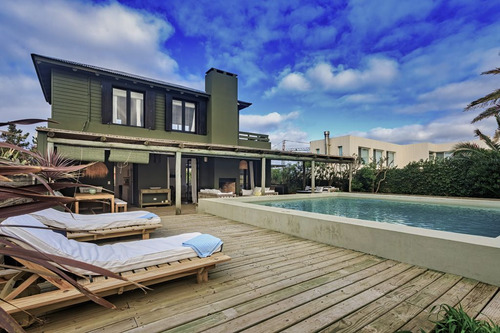 Casa En Alquiler Por Temporada De 4 Dormitorios En José Ignacio (ref: Est-65)