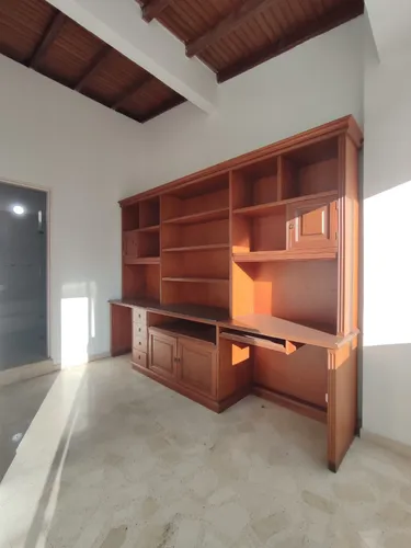 Casa En Arriendo En Via Club Tennis. Cod A30262