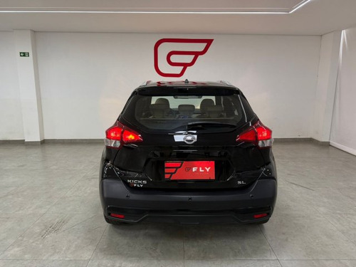 Nissan Kicks Kicks 1.6 16V FLEXSTART SL 4P XTRONIC