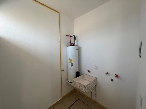 Casa Desde $24,500 En Renta Lago Esmerlada Desde