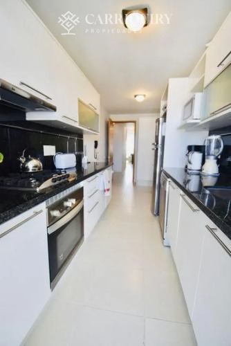Apartamento En Alquiler Temporario Playa Mansa 2 Dormitorios Seasons Tower