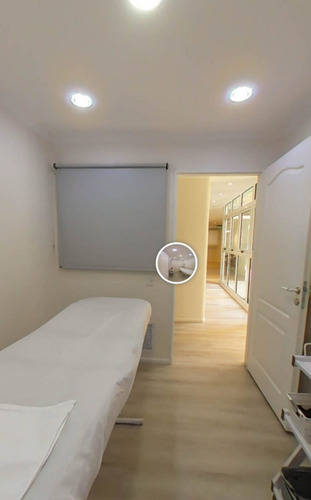 Imagen 6 de 15 de Local 208 M2. Rebajado....2 Plantas. Ideal Profesional O Vivienda.