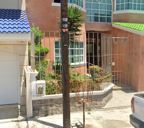 Gran Oportunidad De Inversión - Casa Economica En Venta (remate) - C. Cherna 738, Costa De Oro, 94299 Veracruz, Ver.