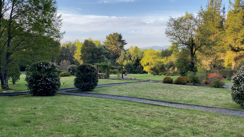 Casa Orilla Lago En Exclusivo Condomino En Saltos Del Molco