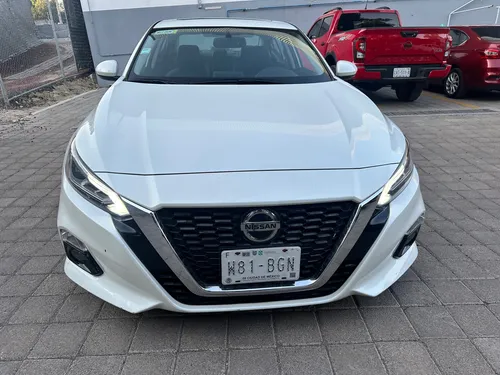 Nissan Altima 2.5 Advance Navi Cvt