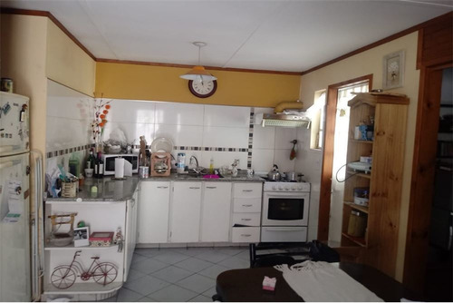 Venta Casa De Pasillo Unica.
