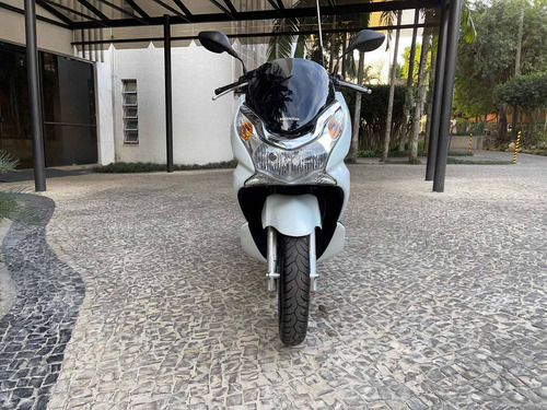 Imagem 1 de 8 de Honda Pcx