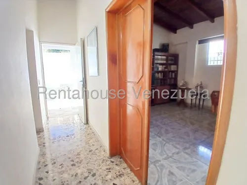 Casas En Venta Mls #25-11547