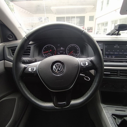 Volkswagen Virtus Trendline