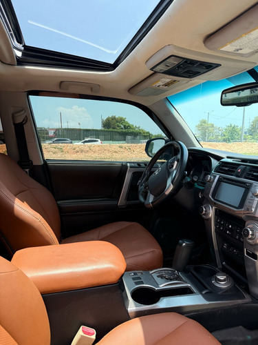Clean Car Fax Financiamiento Disponible