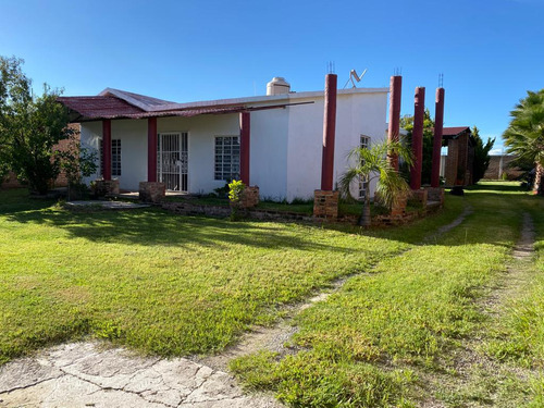 Casa Campestre En Venta Cortijos La Gloria V León Guanajuato