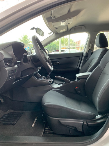 Nissan Sentra 2.0 Sense Mt