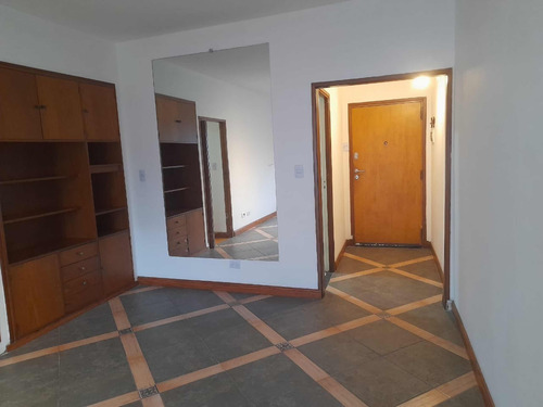 Dueña Alquila Bajas Expensas 80.000. Depto Mejor Zona De Caballito 4 Ambientes A La Calle Muy Luminoso Vista Abierta Expensas Bajas