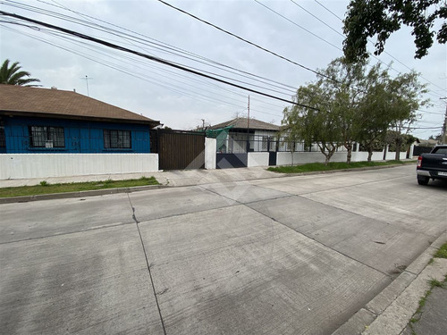 Gran Terreno Casa En Venta De 4 Dorm. En La Cisterna