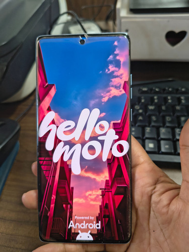 Celular Motorola , Muy Funcional, Bien Cuidado. (Usado)