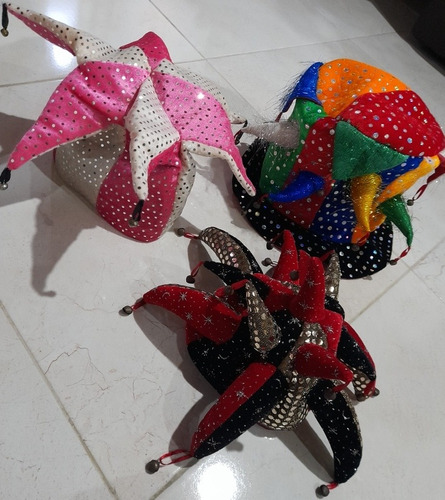Imagen 3 de 5 de Sombreros Hora Loca Combo 15 Piezas