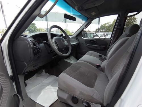 Ford F-150 4.6 Xlt V8 4x4 Space Cab