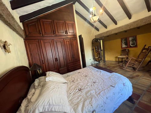 Imagen 12 de 20 de Se Vende Exclusiva Casa En Valle Arriba. Zp