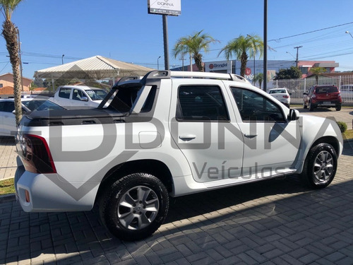 Renault Duster Oroch - 2016/2017 2.0 16v Flex Dynamique 4p