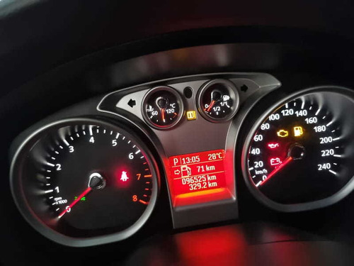 Imagem 11 de 15 de Ford Focus Sedan 2.0 16v 4p 2012