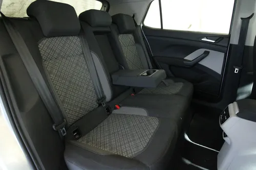 Volkswagen Taigun 1.0 Tsi Comfortline At