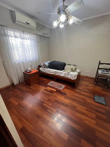 Casa Venta 5 Ambientes En Banfield Excelente Ubicacion