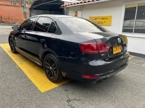 Volkswagen Jetta 2.0T Gli